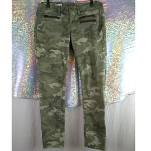 Gap camo pants